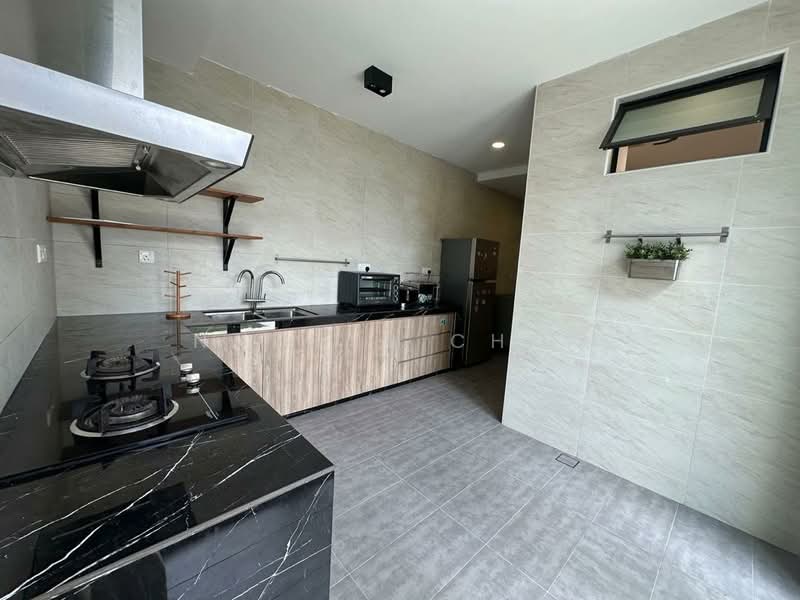 Cluster House for Sale in Taman Adda Heights (Tebrau) - Nathan Chan - Kitchen - PropertyGuru.com.my