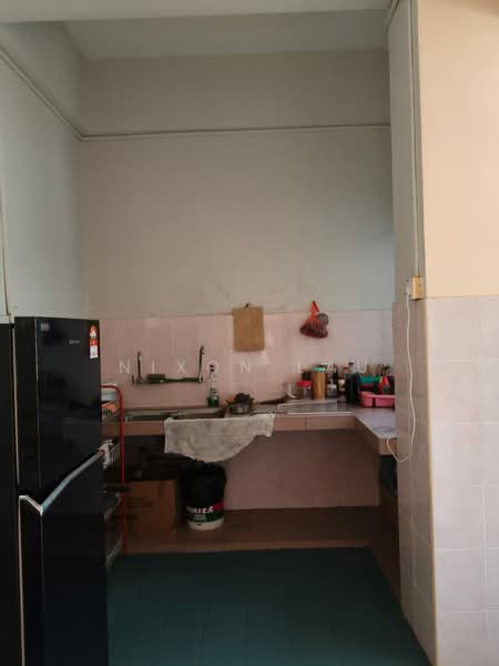 Pangsapuri untuk Dijual di Le Courts Desa Tambun - Nixon Lau - Kitchen - PropertyGuru.com.my