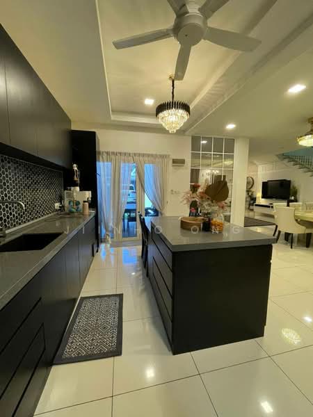 Mount Austin Mount Austin Mounts Austins Mounts Austins untuk Untuk Dijual - RM 1,200,000, Feb 2026 - PropertyGuru.com.my