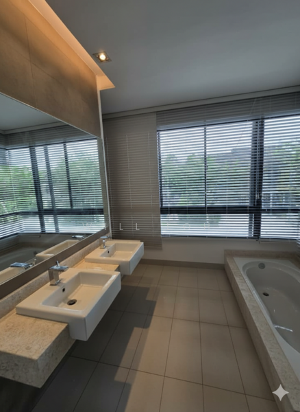 Bayou Creek @ Leisure Farm untuk Untuk Disewa - RM 9,000 /bulan, Mac 2026 - Bathroom - PropertyGuru.com.my