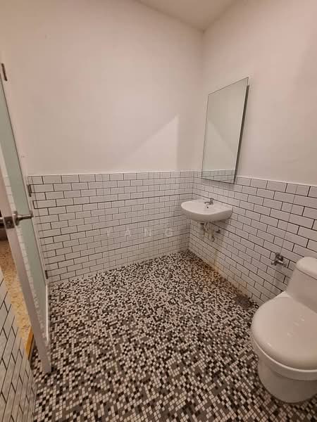 Shop for Rent in Bentong (Pahang) - Yang . - Bathroom - PropertyGuru.com.my