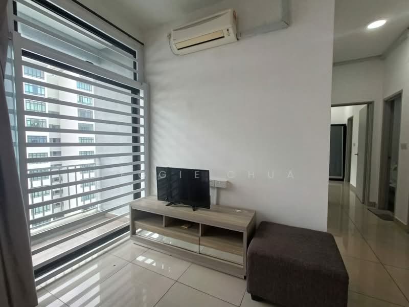Apartment for Rent at Austin Regency (Pangsapuri Austin Perdana) - Peggie Chua - Living Room - PropertyGuru.com.my