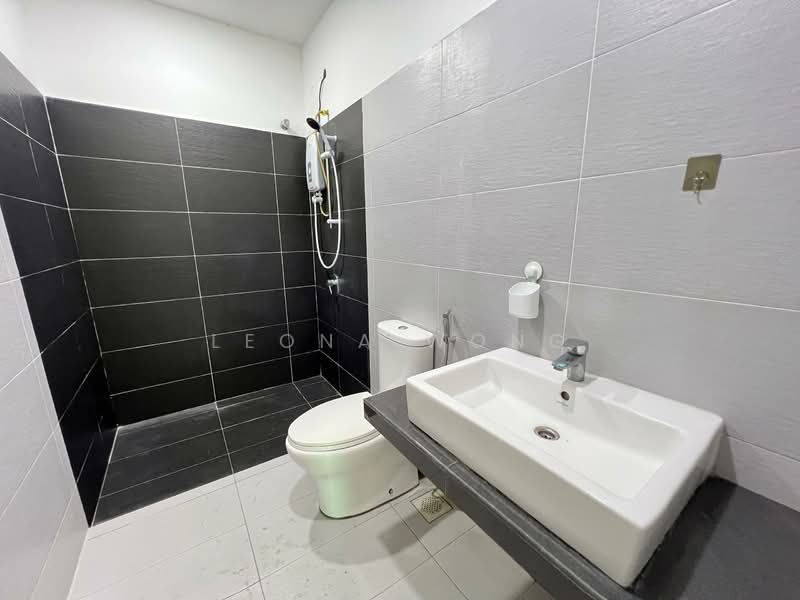 Condominium for Rent at X2 Residency - Leona Wong - Bathroom - PropertyGuru.com.my