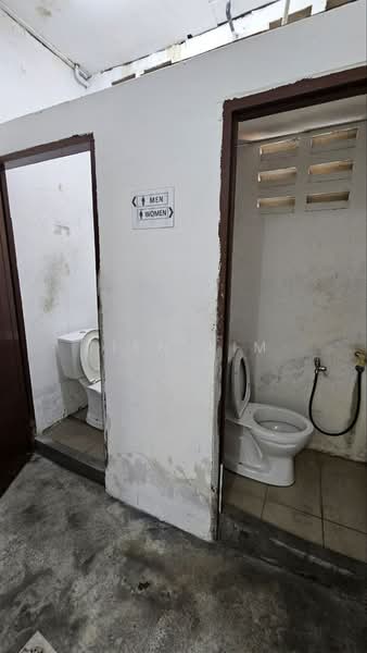 Factory for Rent in Shah Alam (Selangor) - Tien Lim - Bathroom - PropertyGuru.com.my