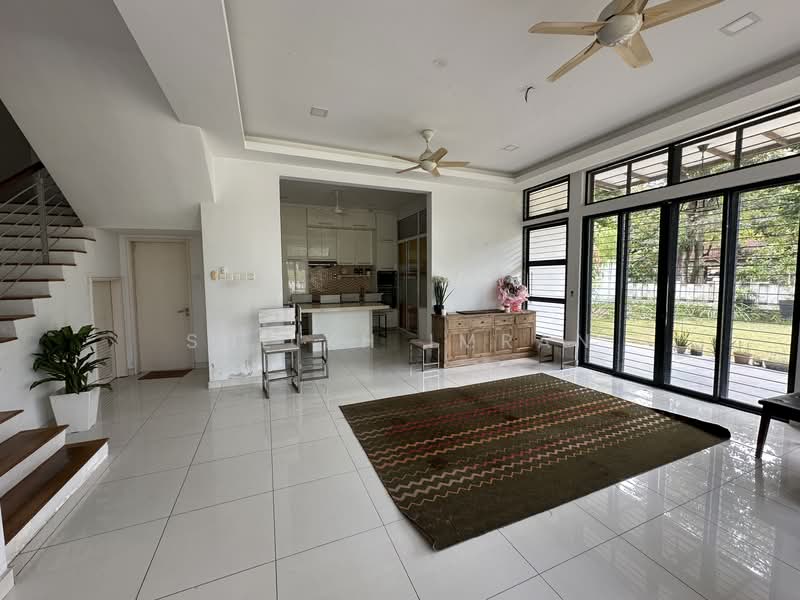 Semi-Detached House for Sale in Bukit Jelutong (Shah Alam) - Sheikh Imran - Living Room - PropertyGuru.com.my
