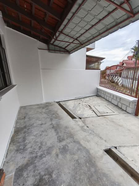 1.5-storey Terraced House for Sale in Taman Pelangi Indah (Ulu Tiram) - May Lee - Exterior - PropertyGuru.com.my