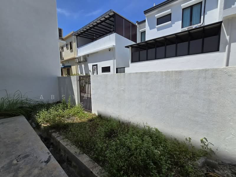 2-storey Terraced House for Sale in Alam Impian (Shah Alam) - Absyarie Syafiq Shahrin - Exterior - PropertyGuru.com.my