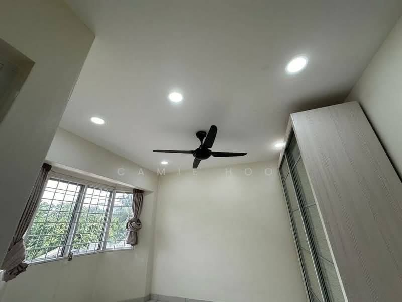 Residential Land for Rent in TAMAN PUCHONG UTAMA (Puchong) - Camie Hoo - Bedroom - PropertyGuru.com.my