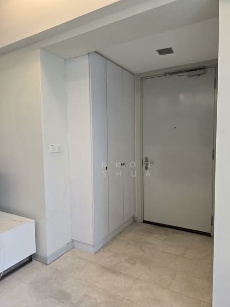 Condominium for Rent at Kiaraville - Jarrod Joshua - Entrance - PropertyGuru.com.my