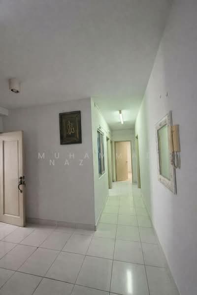Condominium for Sale at Sri Impian Condominium - Muhammad Nazli Mohd Amin - Corridor - PropertyGuru.com.my