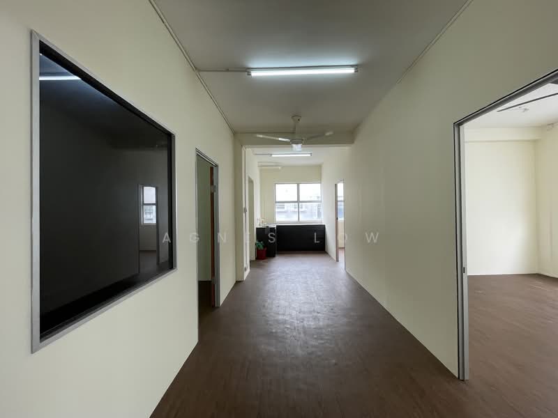 Office for Rent in Setia Tropika (Johor Bahru) - Agnes Low - Corridor - PropertyGuru.com.my