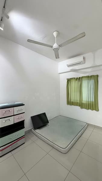 Condominium for Sale at The Wharf Residence - Mohd Zakri Mohd Zamberi - Bedroom - PropertyGuru.com.my