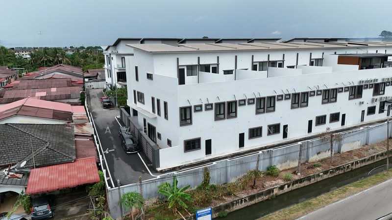Muar Muar Muars untuk Untuk Dijual - RM 1,380,000, Mac 2026 - Exterior - PropertyGuru.com.my
