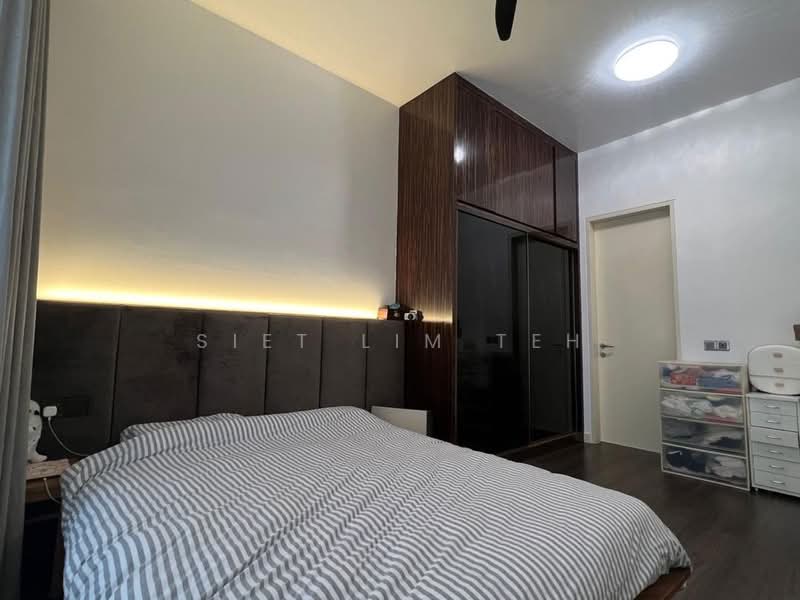 Service Residence for Rent at The Park 2 - Siet Lim Teh - Bedroom - PropertyGuru.com.my