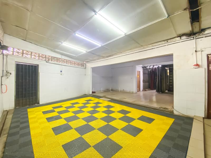 Shop for Sale in Taman TTDI Jaya (Shah Alam) - N. Melisa - Interior - PropertyGuru.com.my