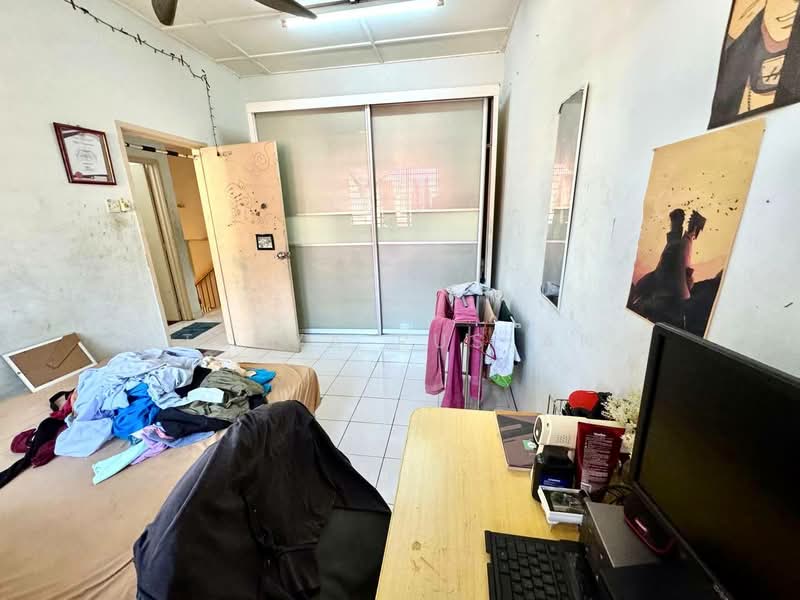 2-storey Terraced House for Sale in Taman Prima Saujana (Kajang) - Tasya Ruslan - Bedroom - PropertyGuru.com.my
