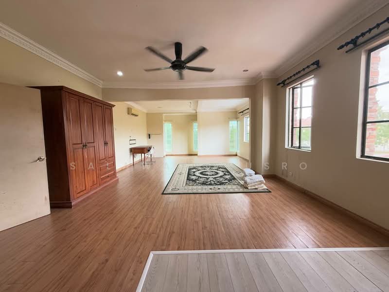 2-storey Terraced House for Sale in Bandar Nusaputra (Puchong) - Salawati Busro - Living Room - PropertyGuru.com.my