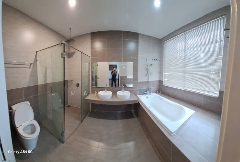 Rumah Berkembar untuk Disewa di Cyberjaya (Selangor) - Mandy Lim - Bathroom - PropertyGuru.com.my