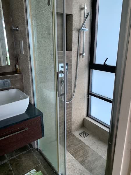 Isola untuk Untuk Disewa - RM 3,800 /bulan, Feb 2026 - Bathroom - PropertyGuru.com.my