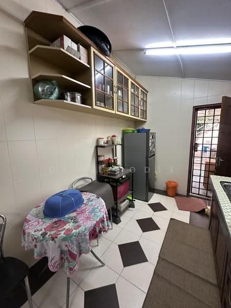 Bungalow House untuk Dijual di Port Dickson (Negeri Sembilan) - Ding Jodie - Kitchen - PropertyGuru.com.my