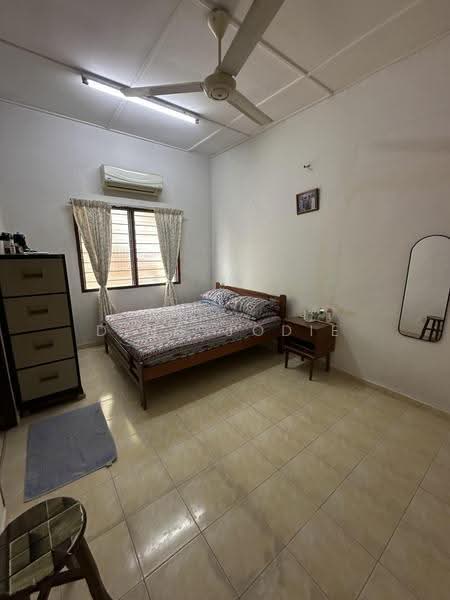 Bungalow House untuk Dijual di Port Dickson (Negeri Sembilan) - Ding Jodie - Bedroom - PropertyGuru.com.my
