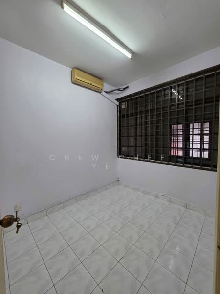 2-storey Terraced House for Sale in Taman Perling (Perling) - Chew Chee Yee - Interior - PropertyGuru.com.my
