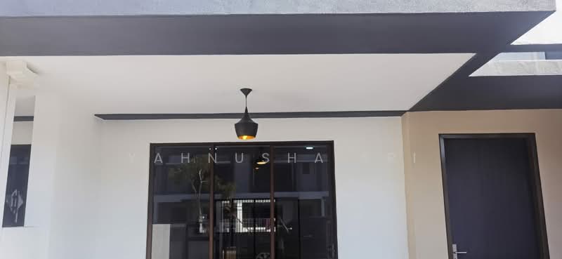 Bandar Bukit Raja : Lyra untuk Untuk Disewa - RM 1,900 /bulan, Feb 2026 - Exterior - PropertyGuru.com.my