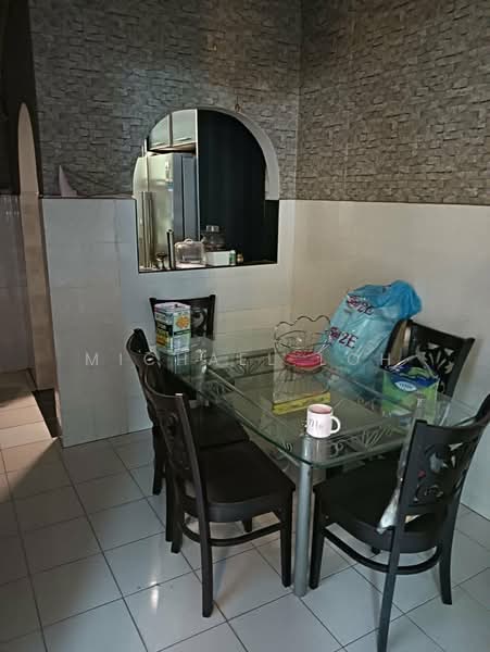 Desa Lang Indah untuk Untuk Dijual - RM 280,000, Mac 2026 - Dining Room - PropertyGuru.com.my