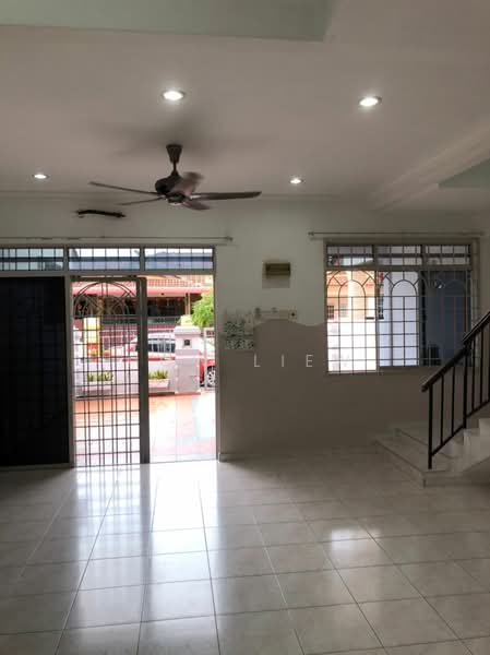 TAMAN JATI untuk Untuk Dijual - RM 388,000, Mac 2026 - Living Room - PropertyGuru.com.my
