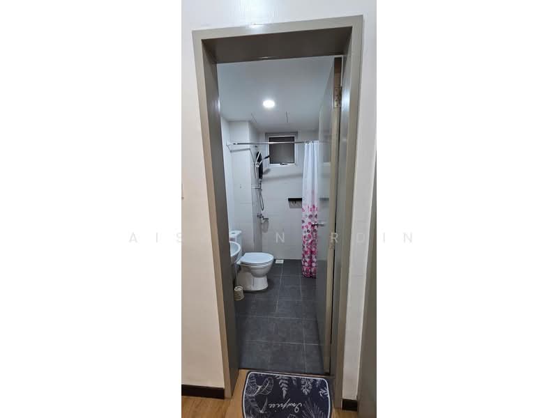 Condominium for Rent at Residensi Platinum Teratai - Aisah Nordin - Bathroom - PropertyGuru.com.my