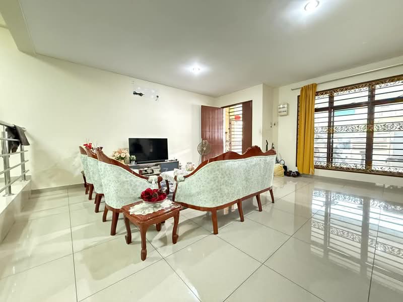 2-storey Terraced House for Sale in Mantin (Negeri Sembilan) - Hasliza Hassan - Living Room - PropertyGuru.com.my