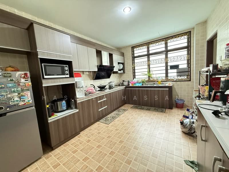 2-storey Terraced House for Sale in Mantin (Negeri Sembilan) - Hasliza Hassan - Kitchen - PropertyGuru.com.my