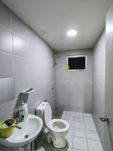 Apartment for Sale at Kemuning Idaman - Adibah Salim - Bathroom - PropertyGuru.com.my