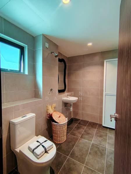 Intrika 2 untuk Untuk Dijual - RM 684,000, Mac 2026 - Bathroom - PropertyGuru.com.my