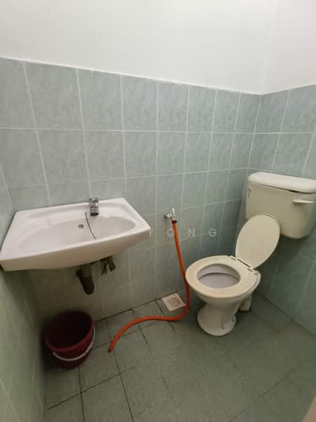 1-storey Terraced House for Sale in Batu Gajah (Perak) - Ms Yong - Bathroom - PropertyGuru.com.my