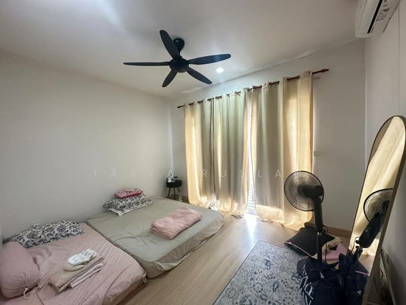 2-storey Terraced House for Sale in Cyberjaya (Selangor) - Tasya Ruslan - Bedroom - PropertyGuru.com.my