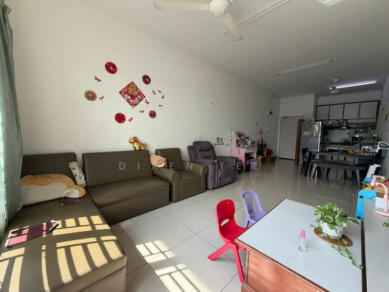 Kondominium untuk Dijual di Residensi Rampai (The Parc Tower) - Diren Tee - Living Room - PropertyGuru.com.my