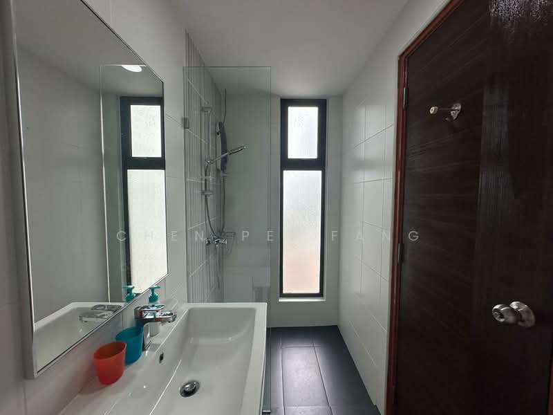 Service Residence for Sale at V@SUMMERPLACE - Chen Pei Fang - Bathroom - PropertyGuru.com.my