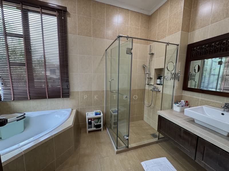 Link Bungalow for Sale in Taman Mount Austin (Tebrau) - PK Teo - Bathroom - PropertyGuru.com.my
