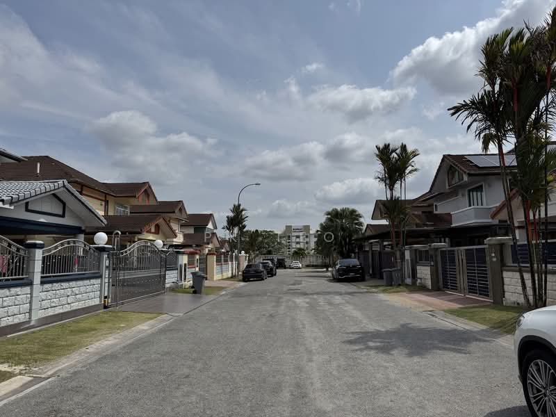 Link Bungalow for Sale in Taman Mount Austin (Tebrau) - PK Teo - Exterior - PropertyGuru.com.my