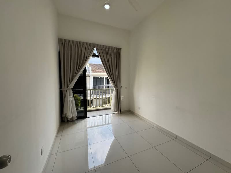 Eco Summer untuk Untuk Dijual - RM 1,050,000, Apr 2026 - Balcony - PropertyGuru.com.my