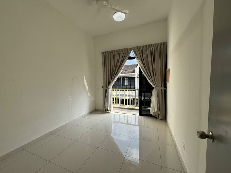 Eco Summer untuk Untuk Dijual - RM 1,050,000, Apr 2026 - Balcony - PropertyGuru.com.my