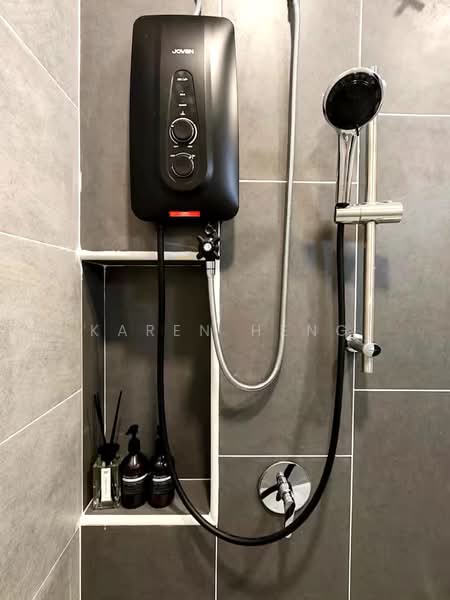 Cluster House for Sale in Johor Bahru (Johor) - Karen Heng - Bathroom - PropertyGuru.com.my