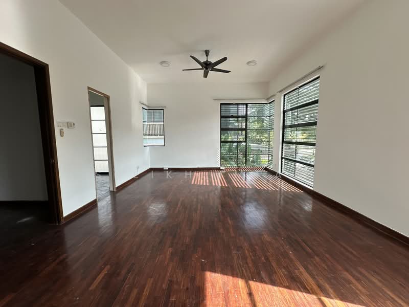 Semi-Detached House for Sale in Bukit Jelutong (Shah Alam) - Sheikh Imran - Living Room - PropertyGuru.com.my