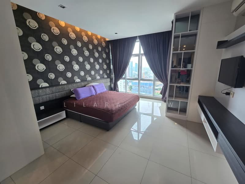 Untuk Disewa - Twin Galaxy (Dwi Galaksi)