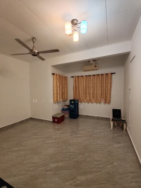 1.5-storey Terraced House for Sale in Bandar Bukit Raja (Klang) - Ming Syen Ding - Living Room - PropertyGuru.com.my