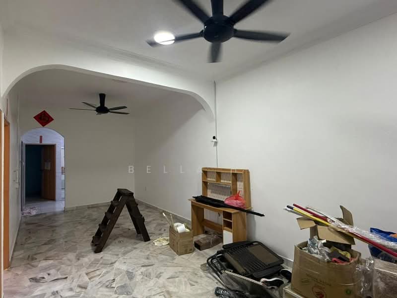 TAMAN PUTRI KULAI untuk Untuk Dijual - RM 428,000, Apr 2026 - Living Room - PropertyGuru.com.my