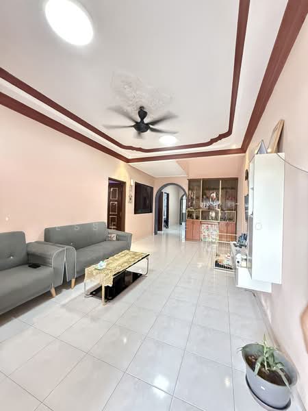 Gelang Patah untuk Untuk Dijual - RM 428,000, Feb 2026 - Living Room - PropertyGuru.com.my