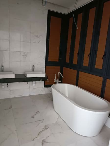 Vila Elemen untuk Untuk Dijual - RM 2,600,000, Apr 2026 - Bathroom - PropertyGuru.com.my