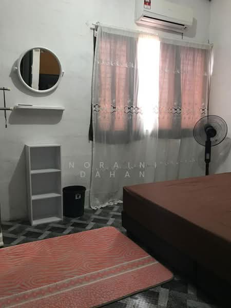 2-storey Terraced House for Sale in Kajang (Selangor) - Noraini Dahan - Bedroom - PropertyGuru.com.my